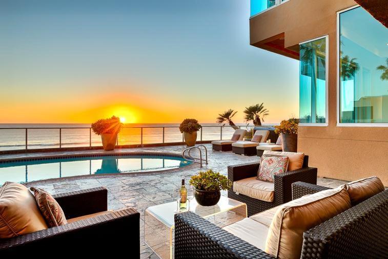 Celebrity Oceanfront Estate * San Diego
